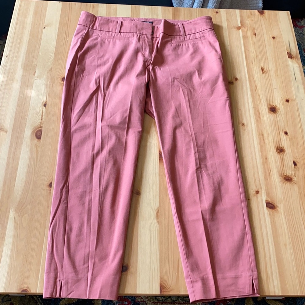Ann Taylor Pink dress pant capris